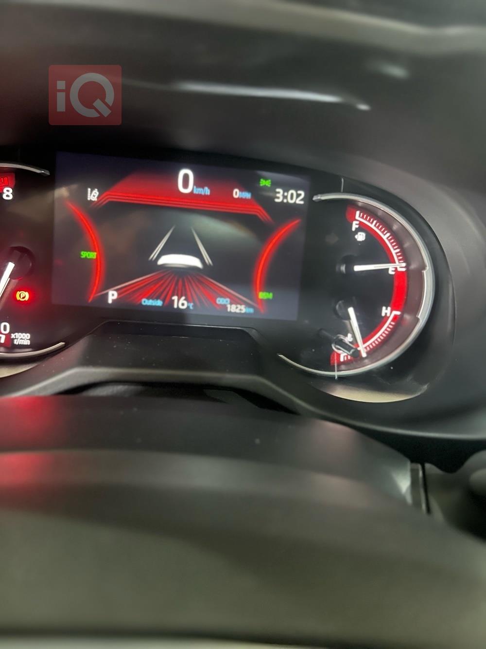 تۆیۆتا ڕاڤ 4